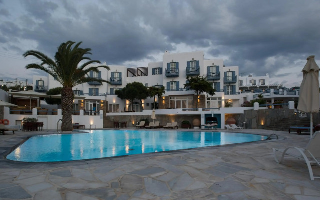Poseidon Hotel & Suites