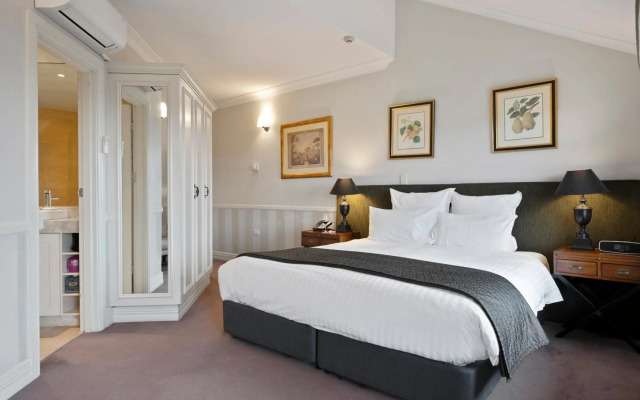 Echoes Boutique Hotel and Restaurant