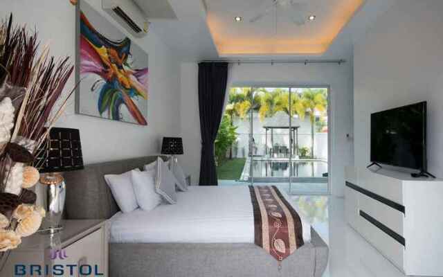 Kamala Contemporary 3 Bedrooms Pool Villa