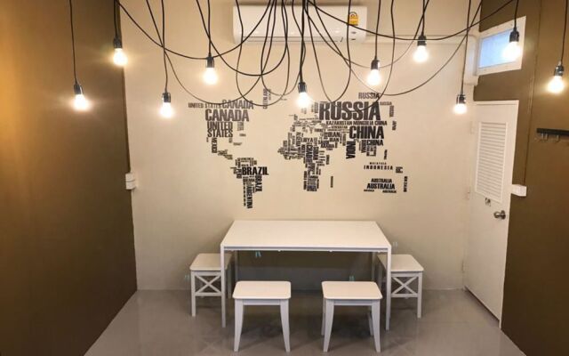 Charoenpong Apartment