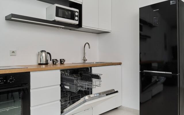 Apartment Dmowskiego by Renters
