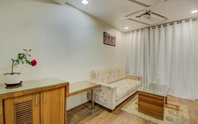 OYO 29191 Hotel Devamrit