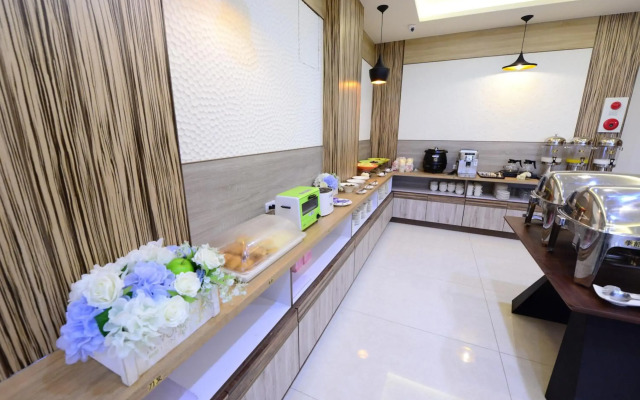 Shang Shan Ting Chao Hotel