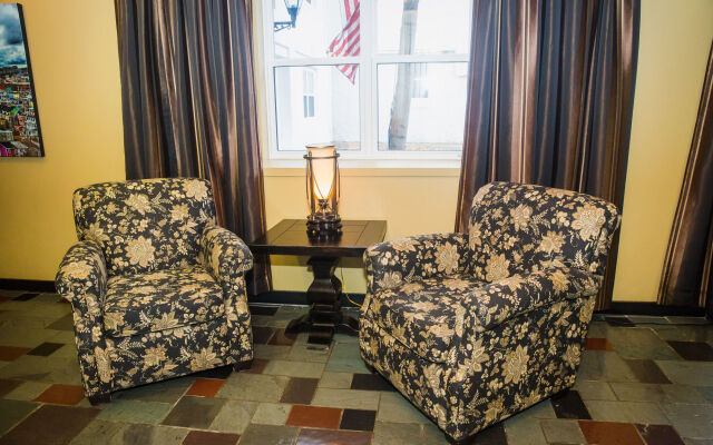 The Murray Premises Hotel