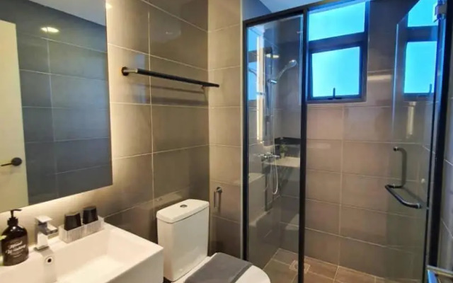 Brojat Suite Family Sea View @ Imperium Residence