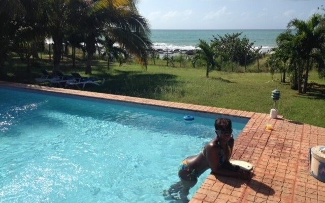 Marblue Villa Suites