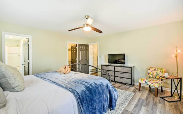 Beautiful Clarkesville Home ~ 8 Mi to Helen!