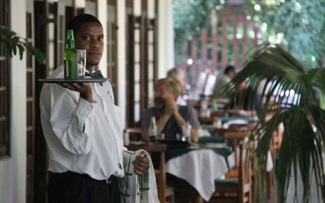Bronte Hotel