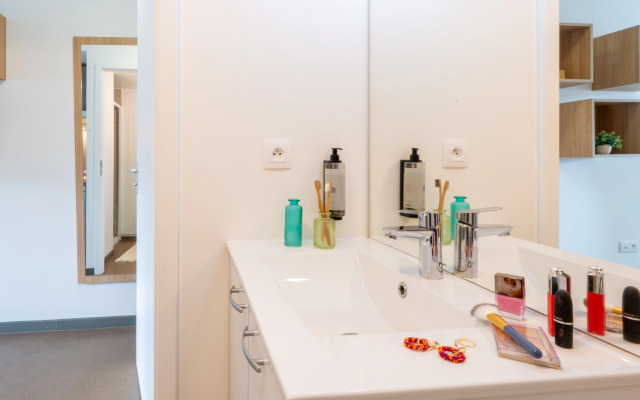 Nemea Appart Hotel Elypseo Strasbourg Port