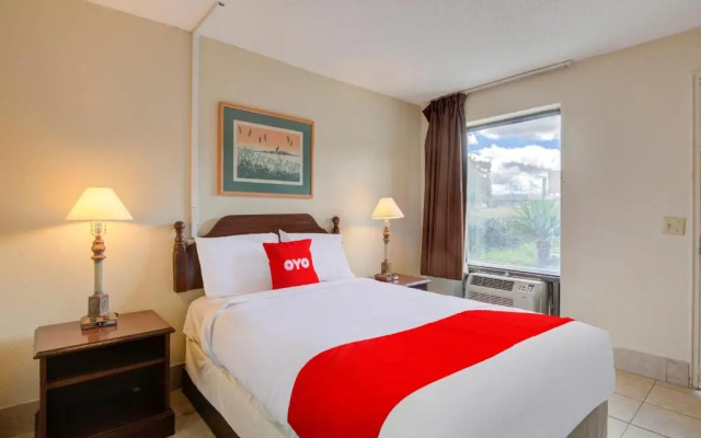 OYO Hotel Douglas GA US-441