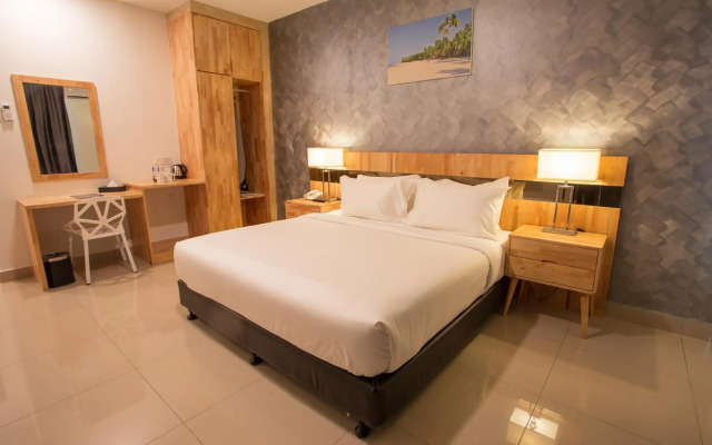 Adya Hotel Chenang