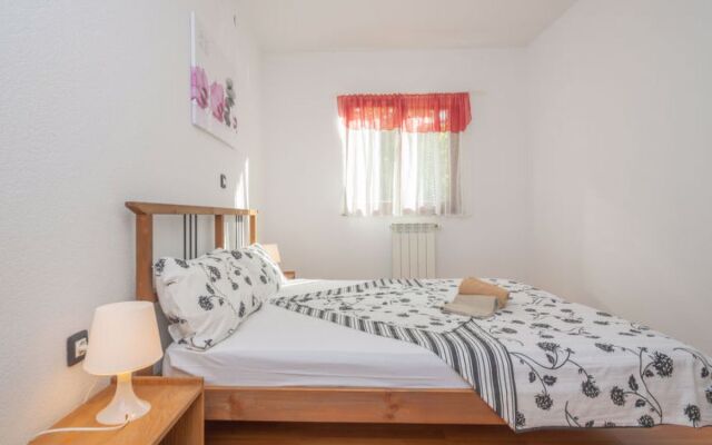 Kristina Laginji in Laginji