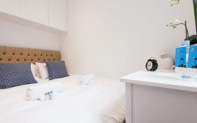 The Lillie Road Residence I - Eh1