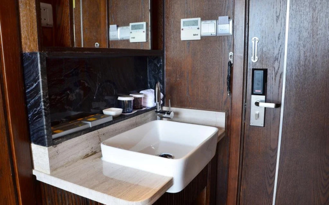 Jiudian Hotel Yiku Branch