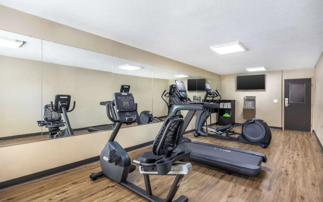 Americinn Hotel & Suites Salina