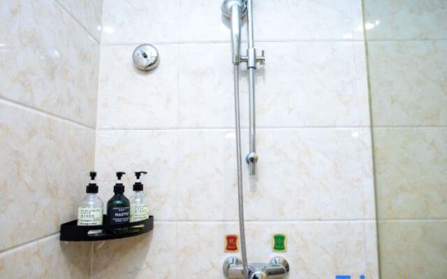 Netfish e-sports Hotel (Shanghai Hongqiao Railway Station)