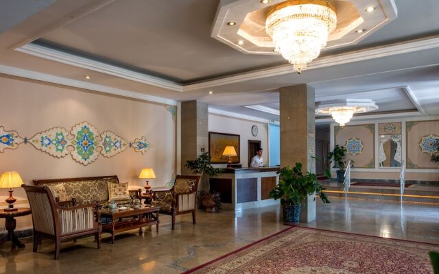 Hotel "ORIENT STAR"