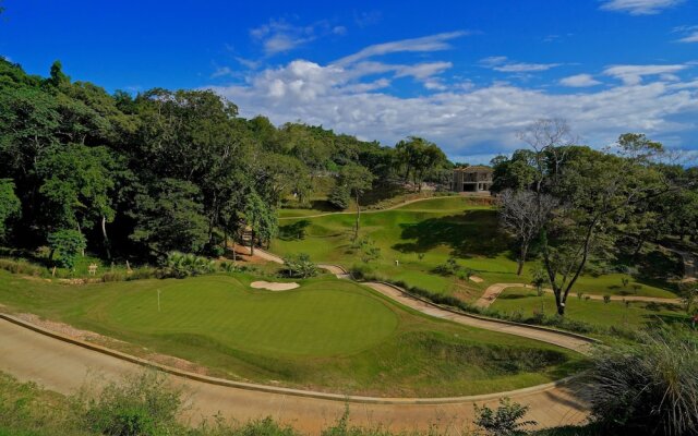 West Bay Golf Club & Villas
