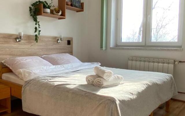 Pokoje Gościnne Pod Jaworem