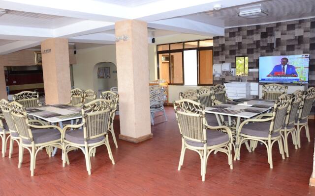 Galaxy Resort and Lounge