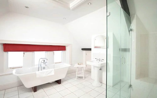 The Cleveland Tontine