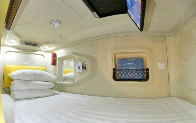 Jiguo Apartment