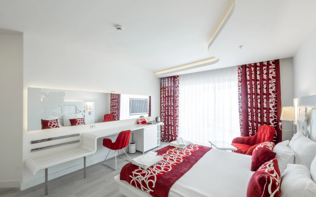 Laguna Beach Alya Resort & SPA - All Inclusive