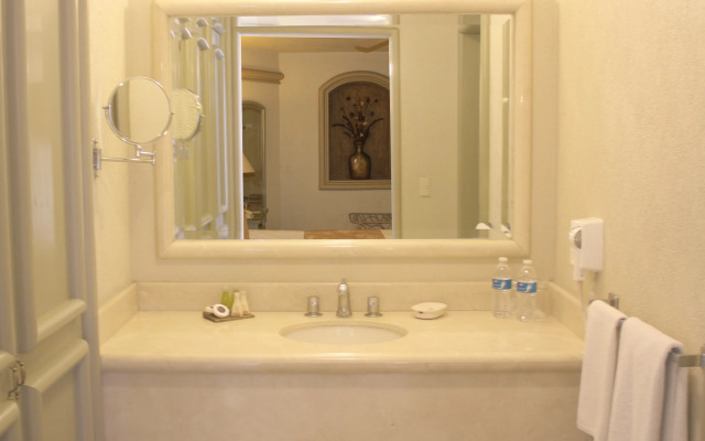 Hotel & Suites Quinta Magna
