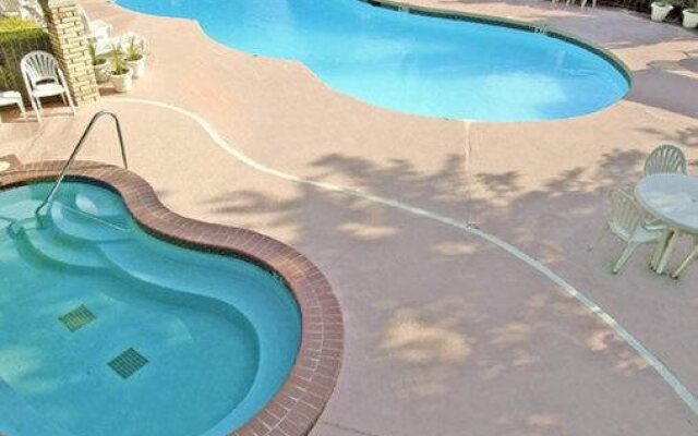 River Terrace Green River