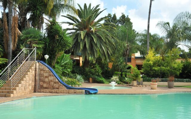 Safari Hotel & Convention Centre