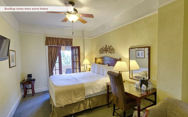 Hotel El Capitan