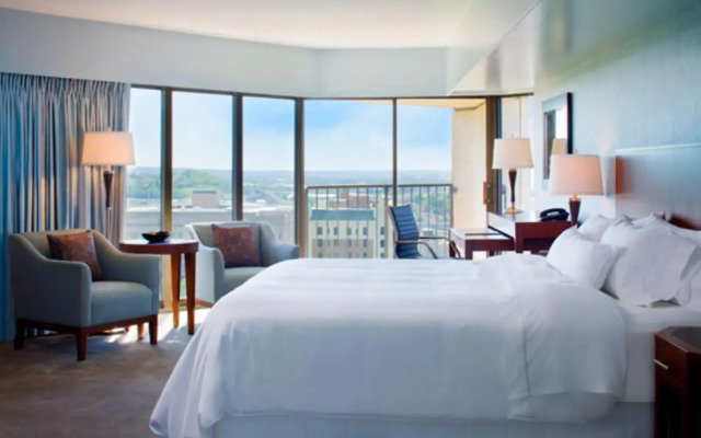 The Westin Kansas City at Crown Center