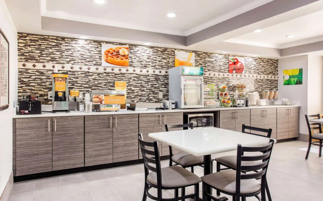 Quality Inn & Suites