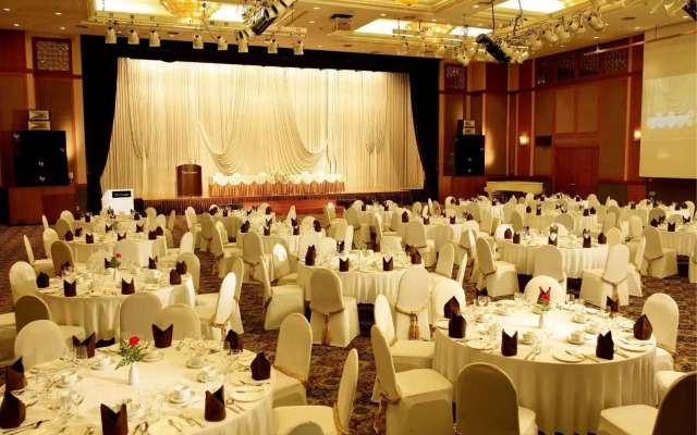 Grand Hotel