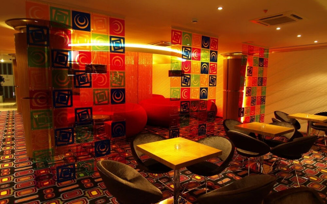 Grand Nur Plaza Hotel