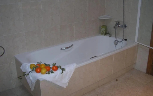 Pension Residencia Ria De Muros