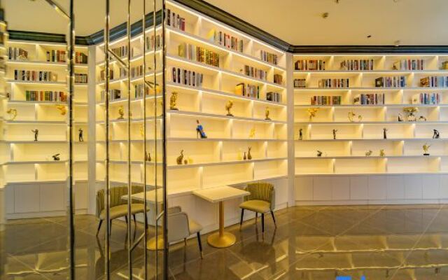 Xana Hotelle (Ji'an People's Square Wenshan Pedestrian Street)