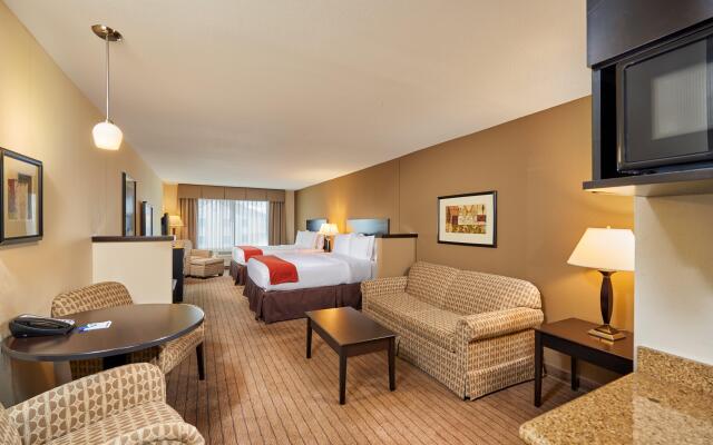 Holiday Inn Express & Suites El Paso Airport Area, an IHG Hotel