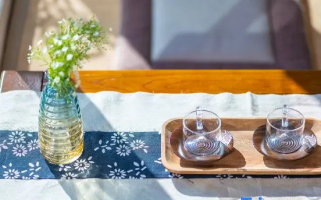 Travel Set Light luxury Hotel