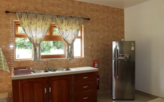 Lavigne self Catering