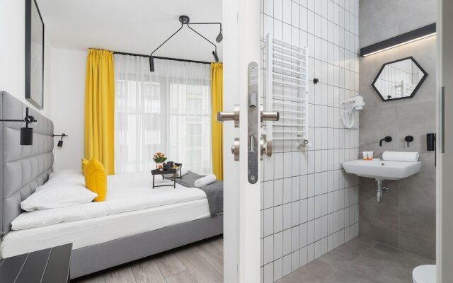 Miodowa Studio Cracow by Renters