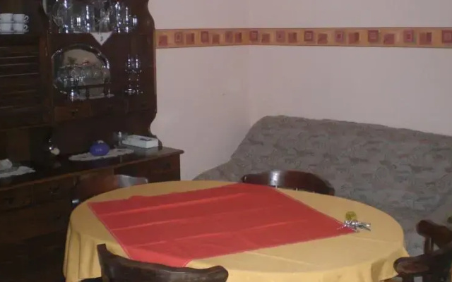 Fenyvesi Medencés Villa