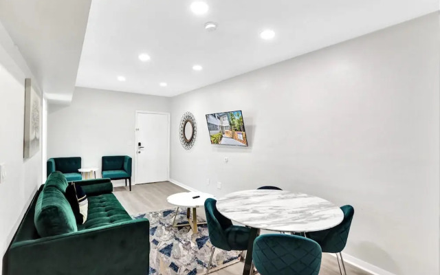 Bay Harbor Suites