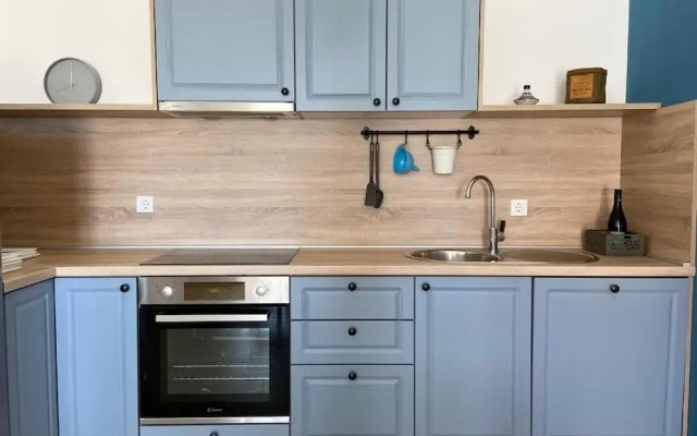 Žare - With Garden - A3