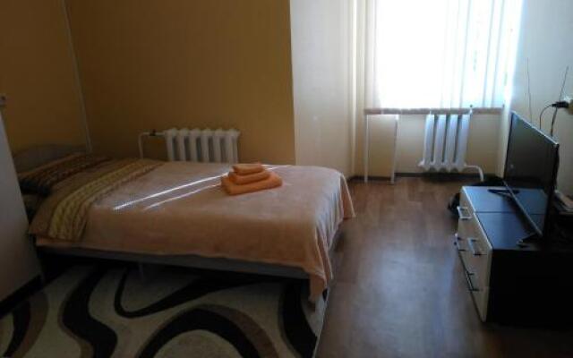 Elas Hotel