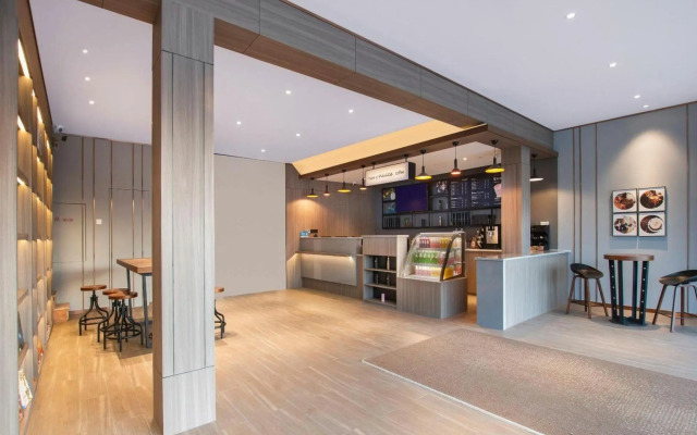 Hanting Hotel Nanjing Baixia Industrial Park