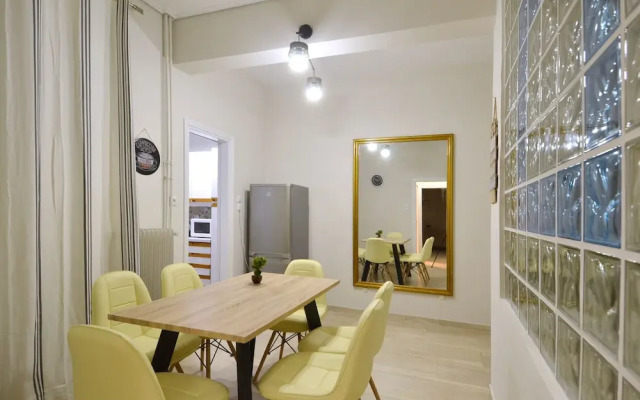 Plaka Apartment in Athens