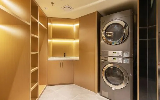 Ni Hao Hotel (Beijing Tiantongyuan Subway Station)