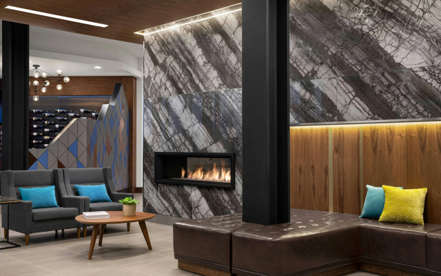 Delta Hotels by Marriott Thunder Bay