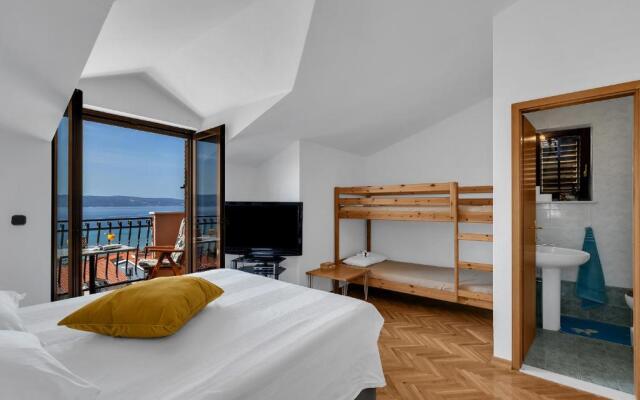 Guest House Lazeta